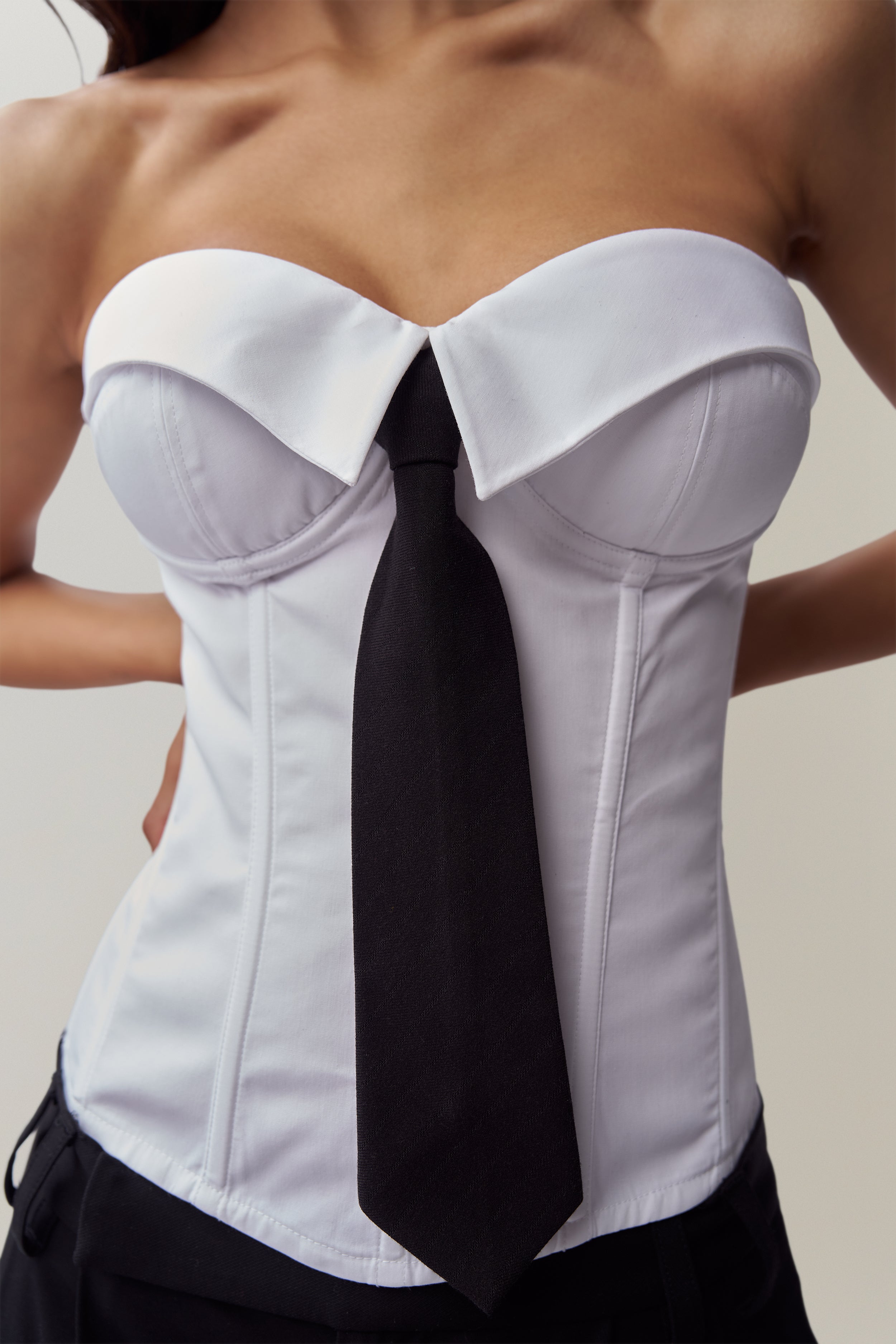 Chrys Corset in White