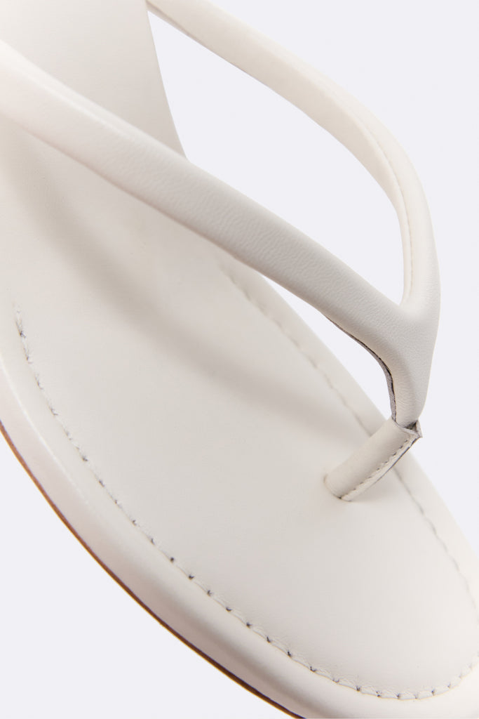 Suki Thong Sandal in Ivory