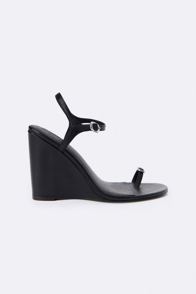 Skye Wedge Sandal in Black