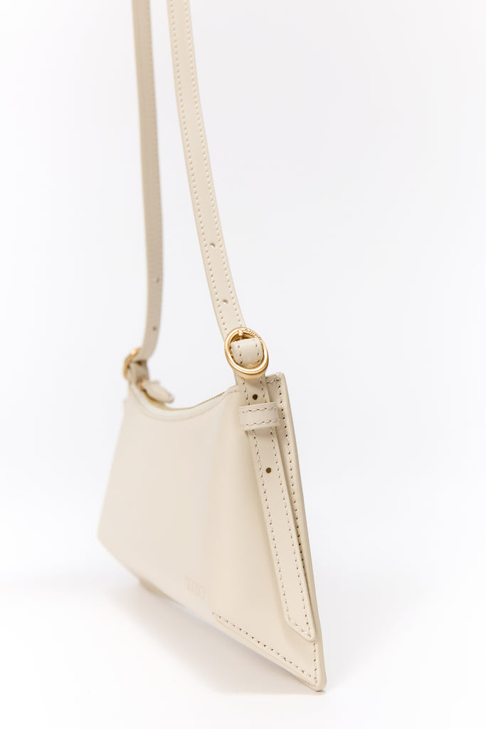 Lola Shoulder Bag in Ivory