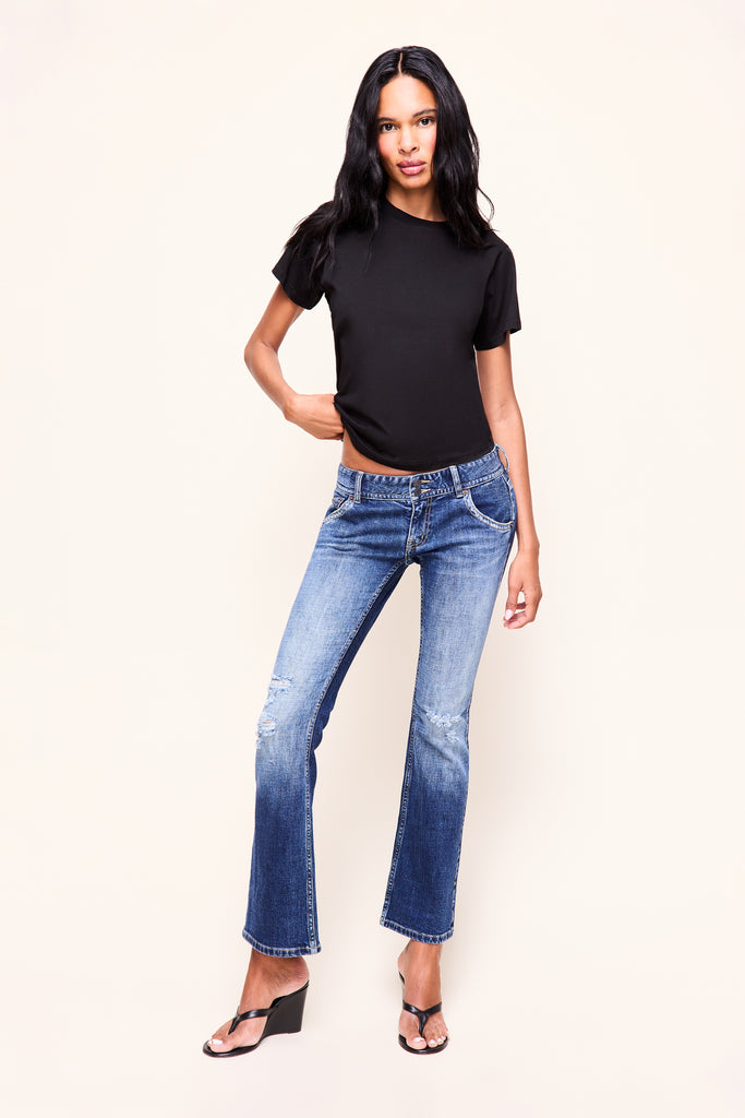 The Everyday Relaxed Tee in Black 