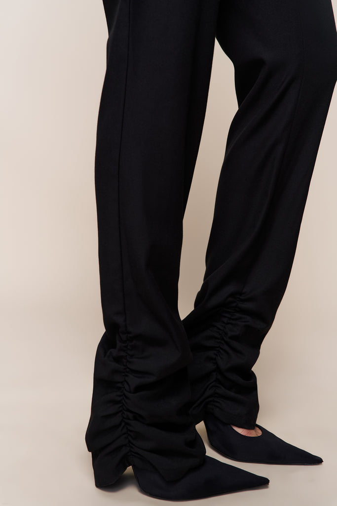 Cora Ruched Hem Pant in Black