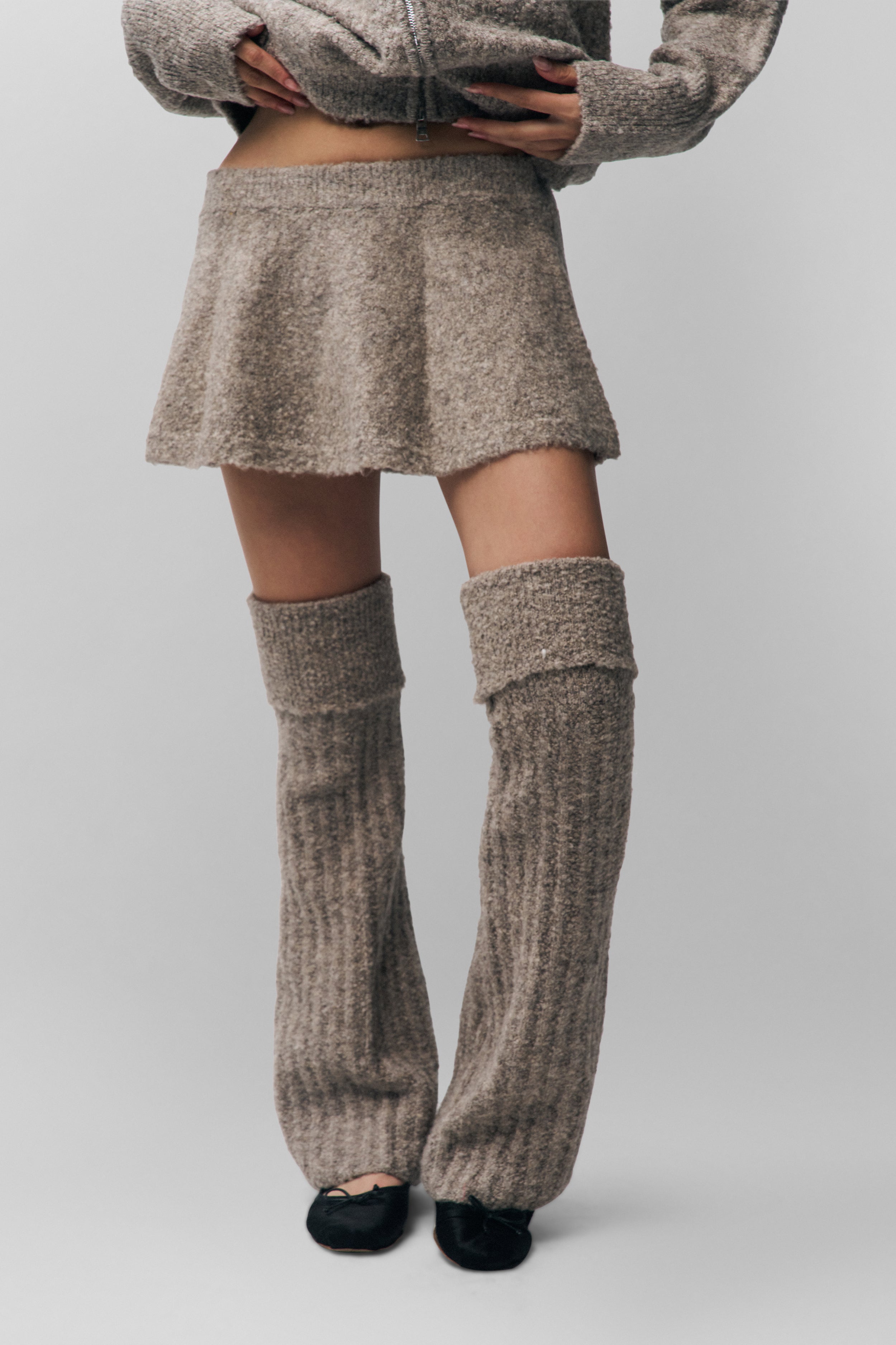 Leg Warmer in Grey