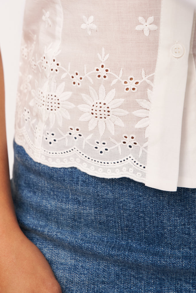 Rinka Embroidered Blouse in Ivory 