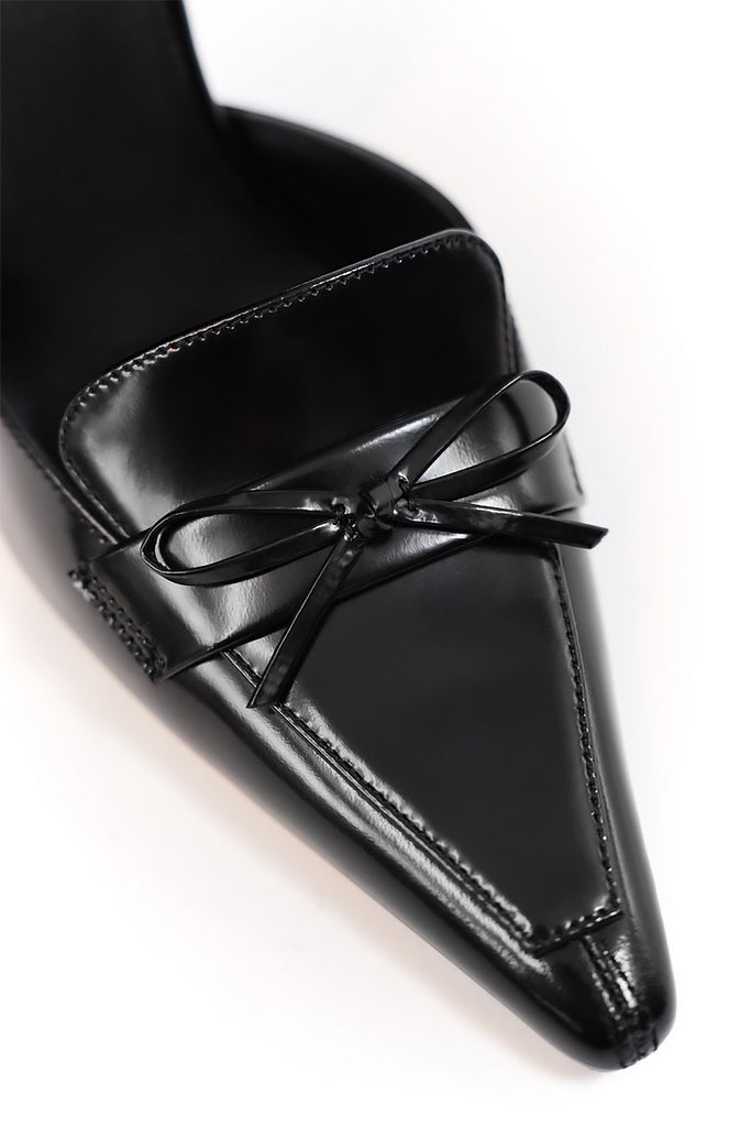Frances Pump in Black