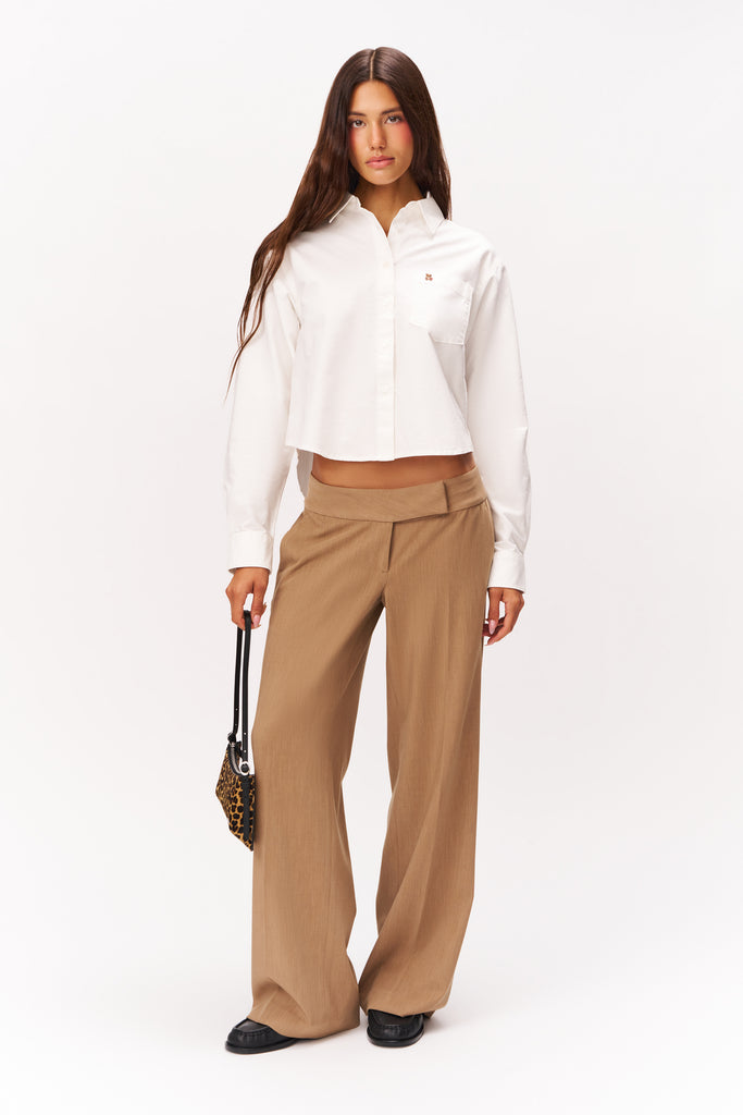 BUFFY CROPPED BUTTON DOWN SHIRT IN WHITE