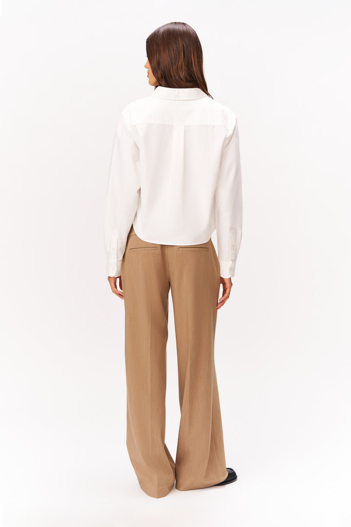 BUFFY CROPPED BUTTON DOWN SHIRT IN WHITE