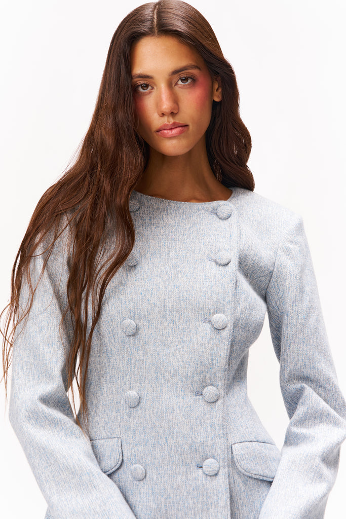 LIZZY BLAZER IN LIGHT BLUE