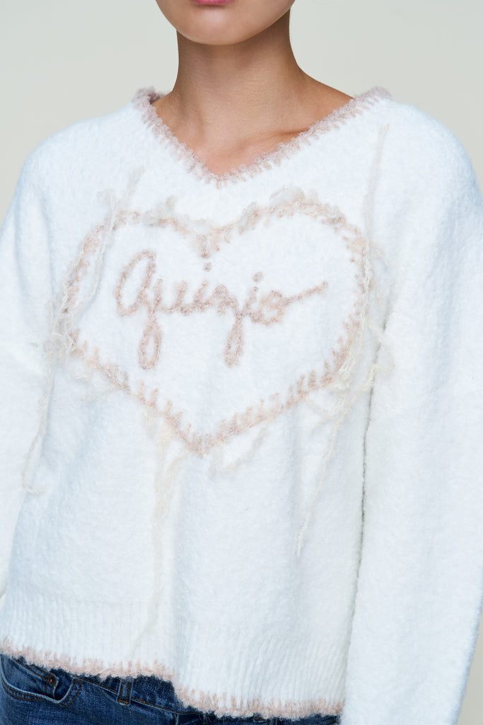 GUIZIO HEART WOOL SWEATER IN WHITE